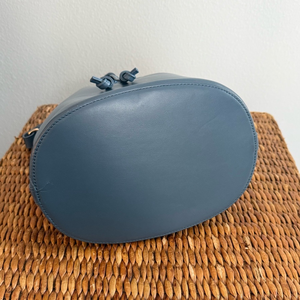 Sezane Farrow Bucket Bag - Picture 4 of 5